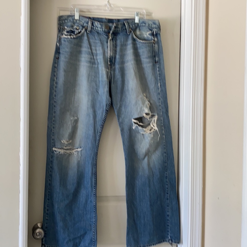 Men’s Lucky brand jeans, distressed, size 36x32
